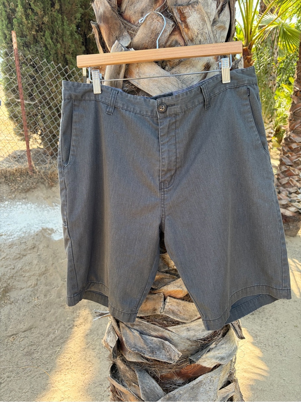 Men’s Billabong Short Board size 36